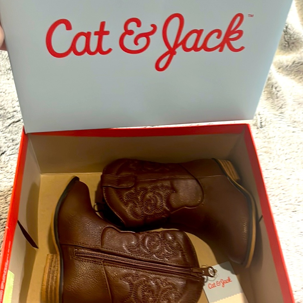 Target cat and Jack brand toddler size 5 western cowboy boots unisex